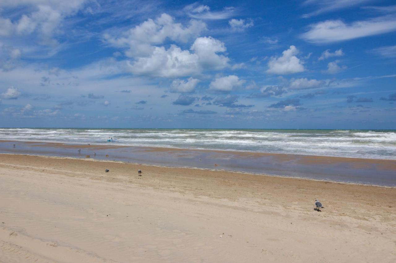 Las Marinas Condominiums South Padre Island Exterior photo